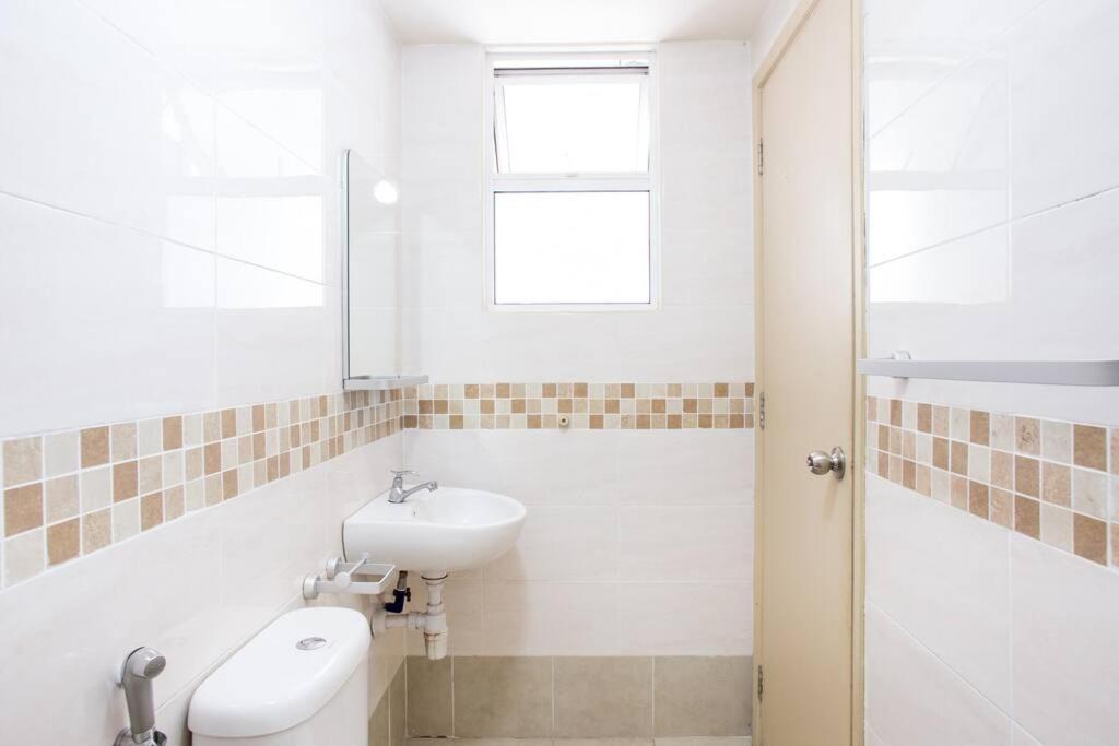 Cosy 2bed2bathroom At Casa * Petaling Jaya